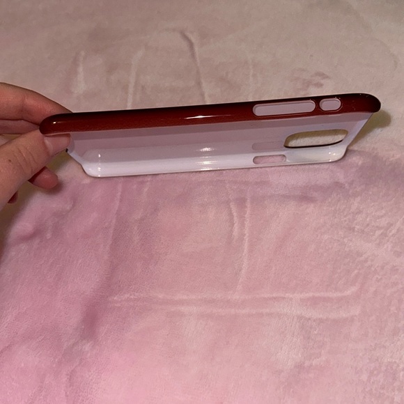 Taylor Swift Red phone case iPhone 11. - Picture 3 of 4